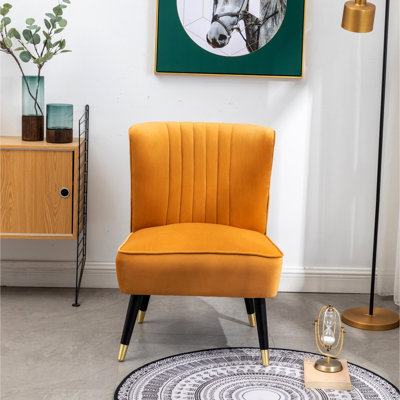 Fauteuil en velours doré - assise et siège en mousse épaisse confortable, conception courbée tendance, pieds en bois d'hévéa noir avec accents galvanisés dorés rembourrés pour un meilleur soutien, foncé élégant