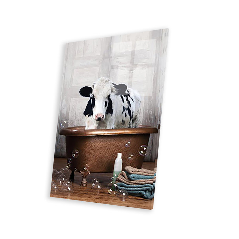 Vache dans une baignoire, impression sur verre acrylique