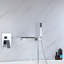 Robinet de baignoire mural en laiton avec douche à main-132895430