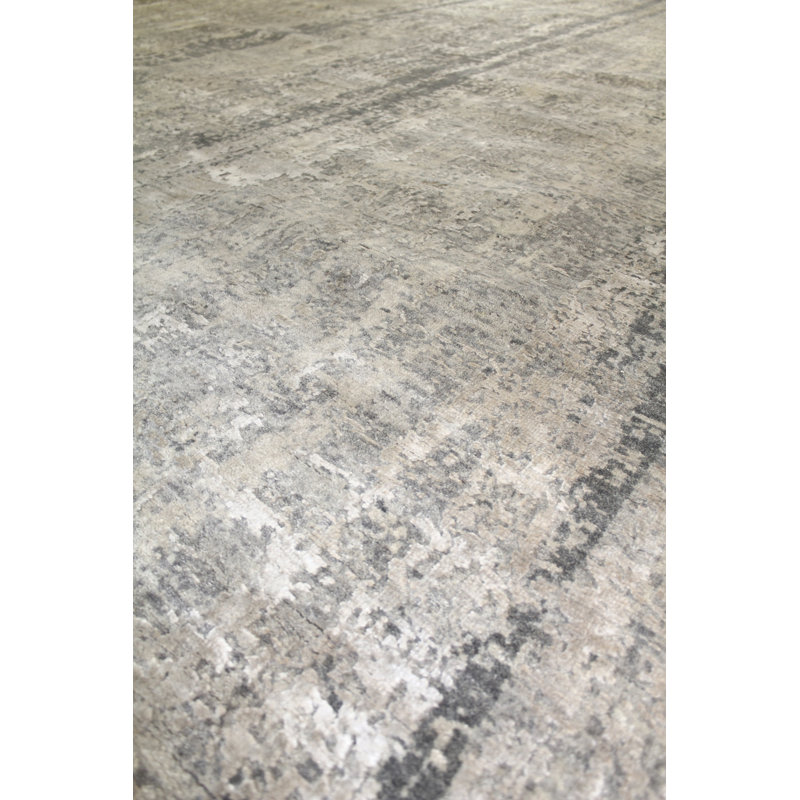 Agaya One-of-a-Kind 8'2" x 9'11" Hand Knotted Area Rug