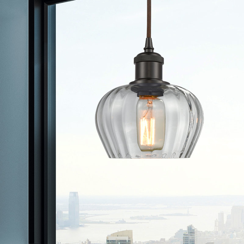 Luminaire suspendu en forme de cloche à 1 lumière Patrina, Transparent, Bronze huilé, Ampoule DEL 6 watts Vinage