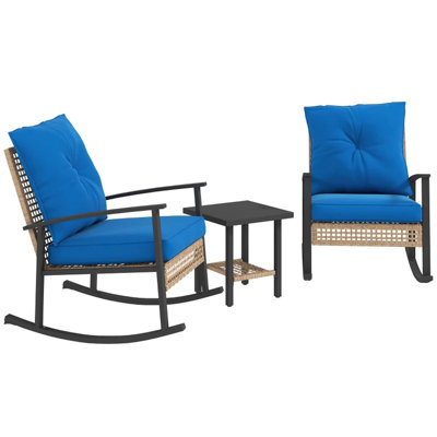 Ensemble de chaises berçantes en rotin, table basse, coussins capitonnés et meubles de patio