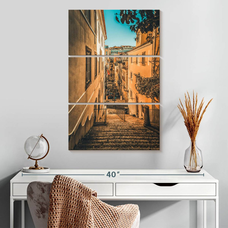 Sirpi Lisbon Steep Street, H 32 po x l 20 po