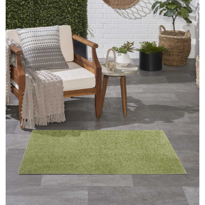 Mullican Sandy Solid Green Easy Care Indoor/Outdoor Area Rug