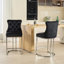 Tabourets de bar modernes de 25 po à hauteur de comptoir, de 2, dossier en velours et garniture de rivet avec pieds en métal solides, noir pour la salle à manger à la maison, hauteur de l'îlot de cuisine, garniture de dossier et de rivet, base, 2 pièces-496454652