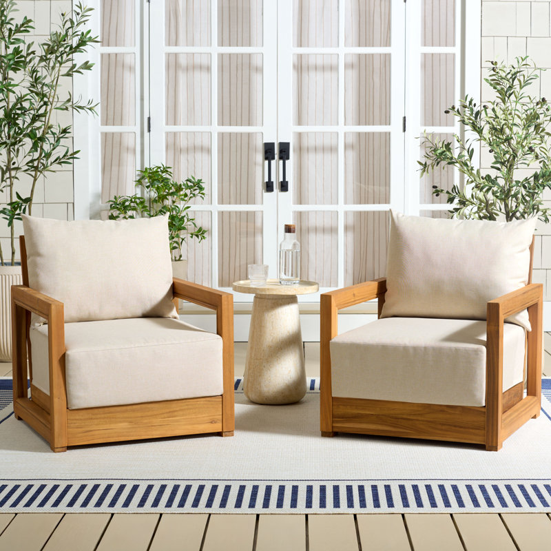 Outdoor Lounge Chair with Cushions, Natural
