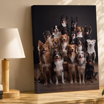 Reproduction d'art sur toile, "Un groupe animé de chiens de différentes tailles et tailles"