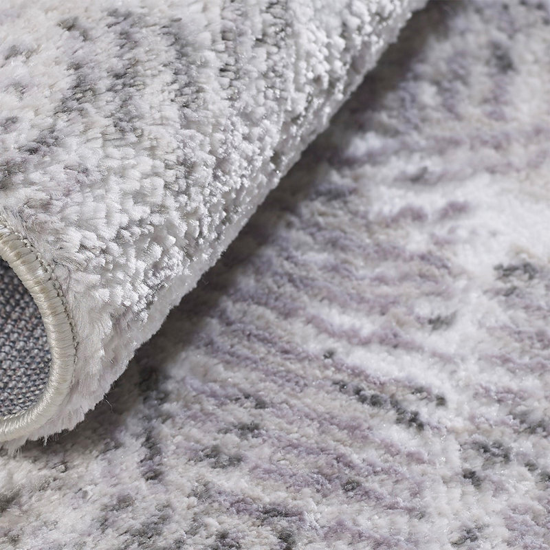 Tapis gris en polyester tissé à la machine Feodora, Rectangle 2 pi 7 po x 4 pi 11 po