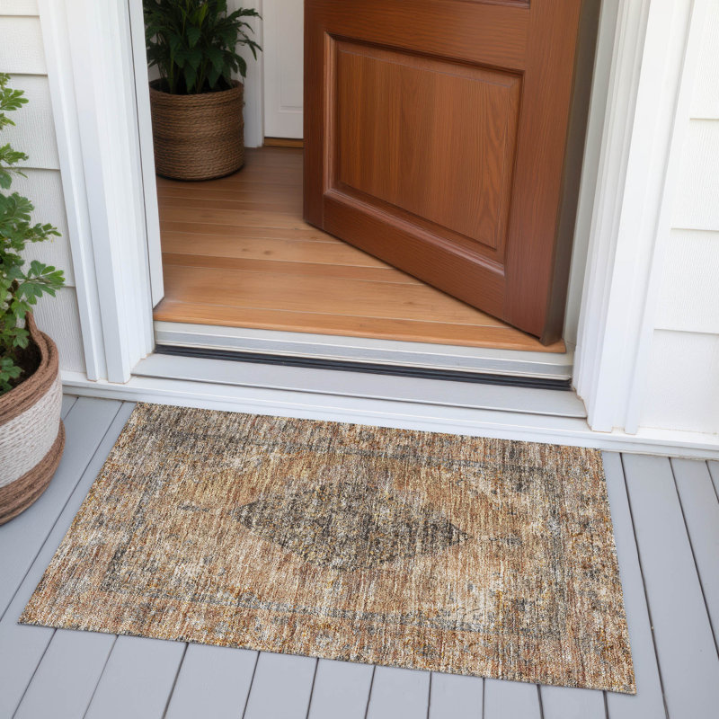 Tapis cuivre intérieur / extérieur lavable à la machine Xhevrie, Rectangle 1 pi 8 po x 2 pi 6 po