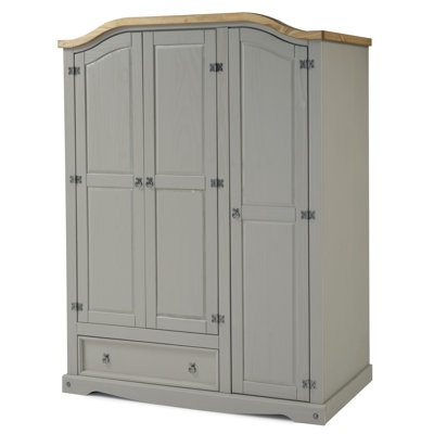 Gwenillian 3 Door Wardrobe
