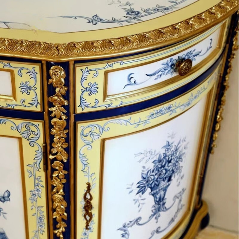 Armoire d'entrée rétro peinte