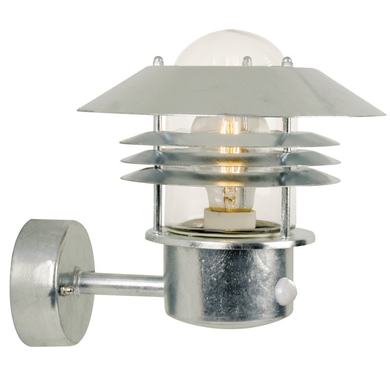 Vejers 23cm H Outdoor Armed Sconce, Galvanized Steel