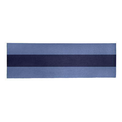 Tapis bleu/blanc rayé