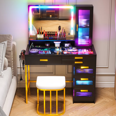Dressing Table with Mirror