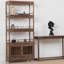 Vitrines en bois massif brun clair
