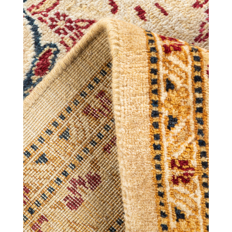 Tapis unique noué à la main beige / prune Hayner, 6 pi 2 po x 9 pi 4 po