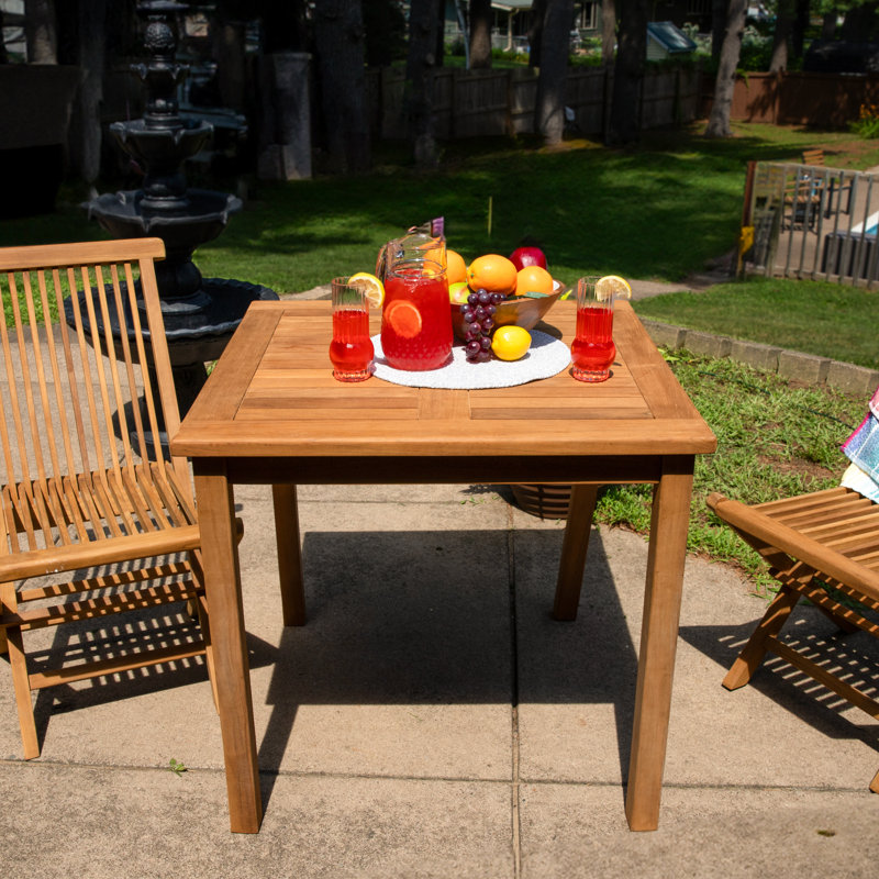 Table de salle à manger d'extérieur carrée en teck de 31,5 po Heidenreich