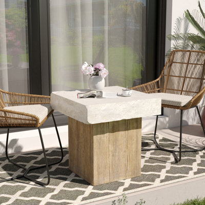Table d'extérieur en béton Chakiya L 19,7 po x l 19,7 po