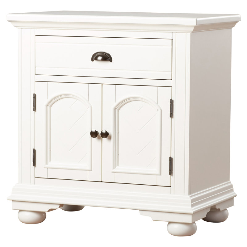 Glisson 28'' W Nightstand, White