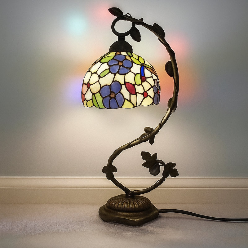 Belle lampe de chevet en mosaïque en verre coloré Tiffany