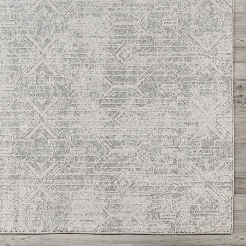 Gray Tufted Rectangular 6' x 9' Synthetic Area Rug