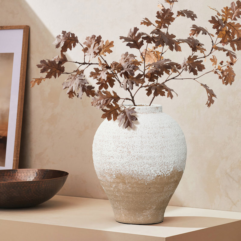Vase en terre cuite 11 po H