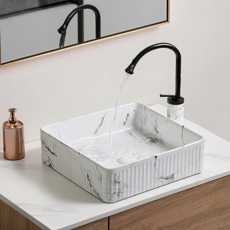 Vasque carrée en céramique effet marbre noir et blanc de 38 cm (15 pouces) avec robinet et bonde.