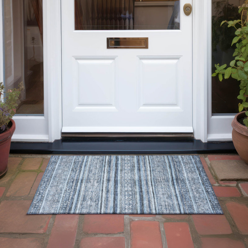 Tapis bleu intérieur / extérieur lavable à la machine Claudian ACN1653, Rectangle 1 pi 8 po x 2 pi 6 po