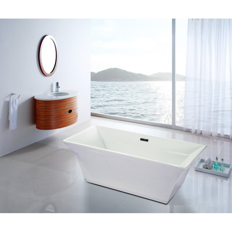 67" x 30" Free Standing Bathtub