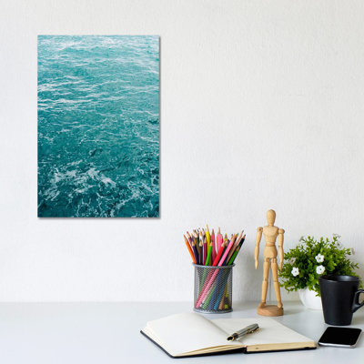 «Amalfi Coast Water XX» par Bethany Young, reproduction de photo sur toile tendue