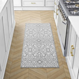 Feya Machine Woven Synthetic Damask Aera Rug in Green/White