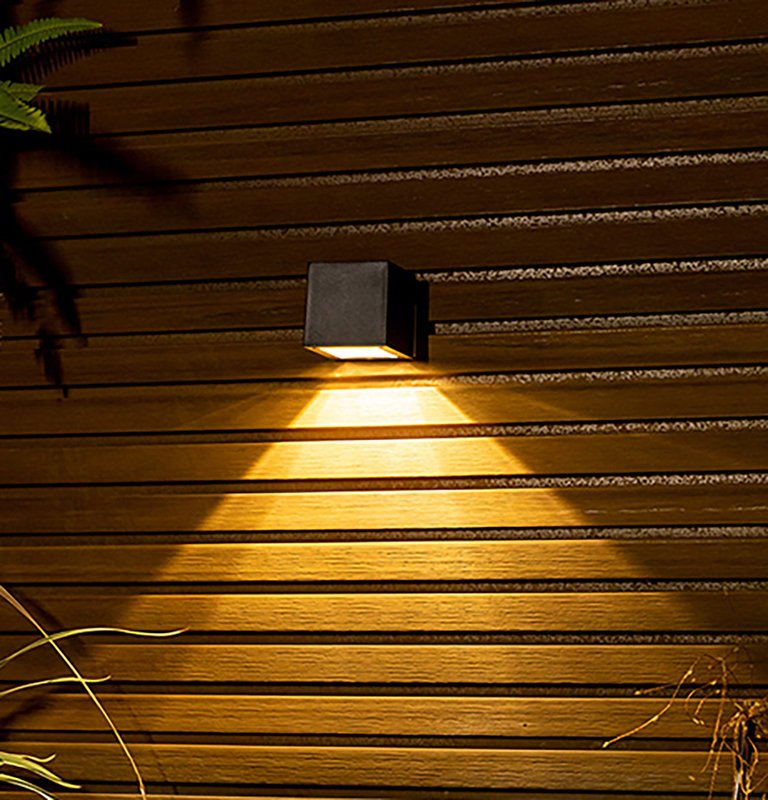 Darriell 9cm Plug-in Work Light