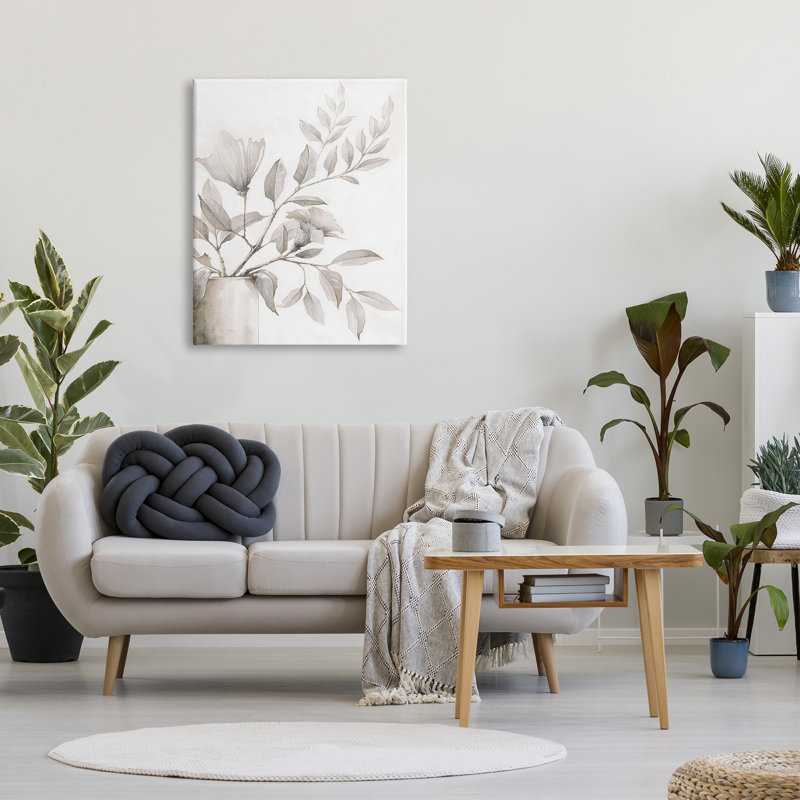 «Traditional Floral Arrangement Leaves» par Cloverfield & Co. - peinture sur toile tendue, H 40 po x l 30 po x P 1,5 po
