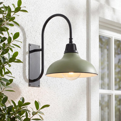 Manasi 12.25" 1-Light Farmhouse Industrial Indoor/Outdoor Iron LED Gooseneck Arm Outdoor Sconce