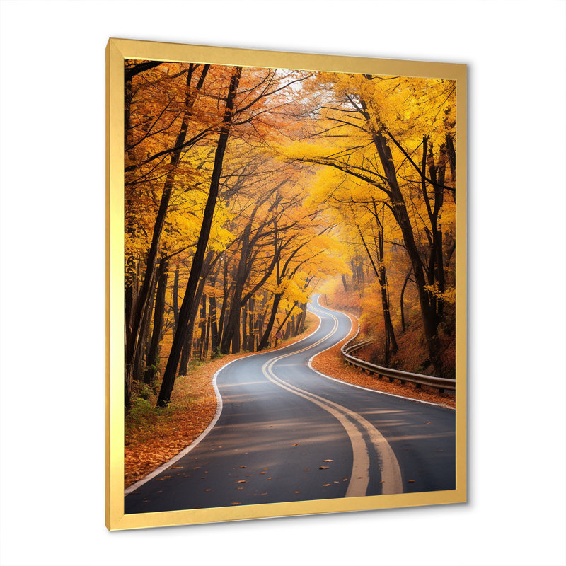 «Golden Road Into The Autumn Forest III» - art mural route, Cadre doré simple, H 32 po x l 24 po x P 1 po
