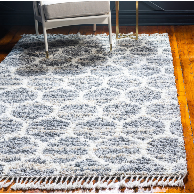 Tapis gris à motif géométrique Mitzy, Rectangle 5 pi 1 po x 8 pi