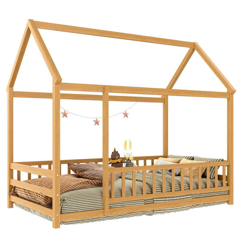 Lit de plancher en bois avec cadre de toit de maison, garde-corps de clôture