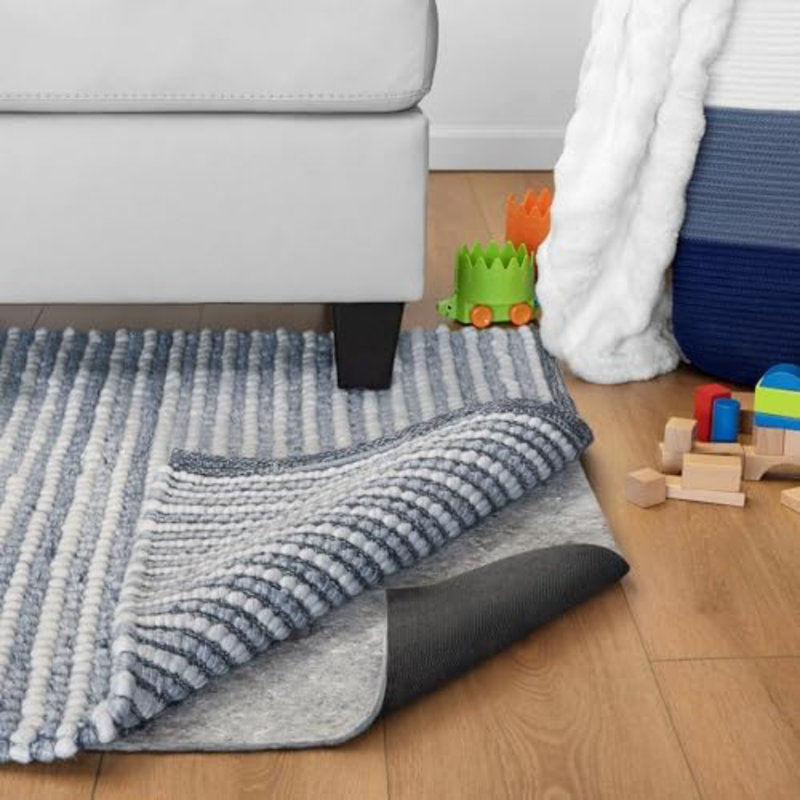 Double surface - rond 3 pi - 1/4 po d'épaisseur - feutre + caoutchouc - sous-tapis antidérapant - sans danger pour tous les planchers