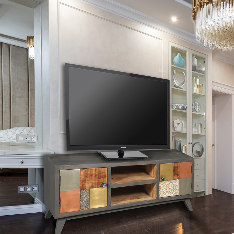 Saugeries Media Console