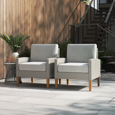 Wicker Outdoor Lounge Chair