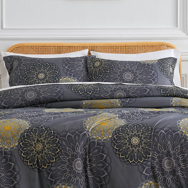 Midnight Floral Black and Gold Full/Queen Duvet Cover Set