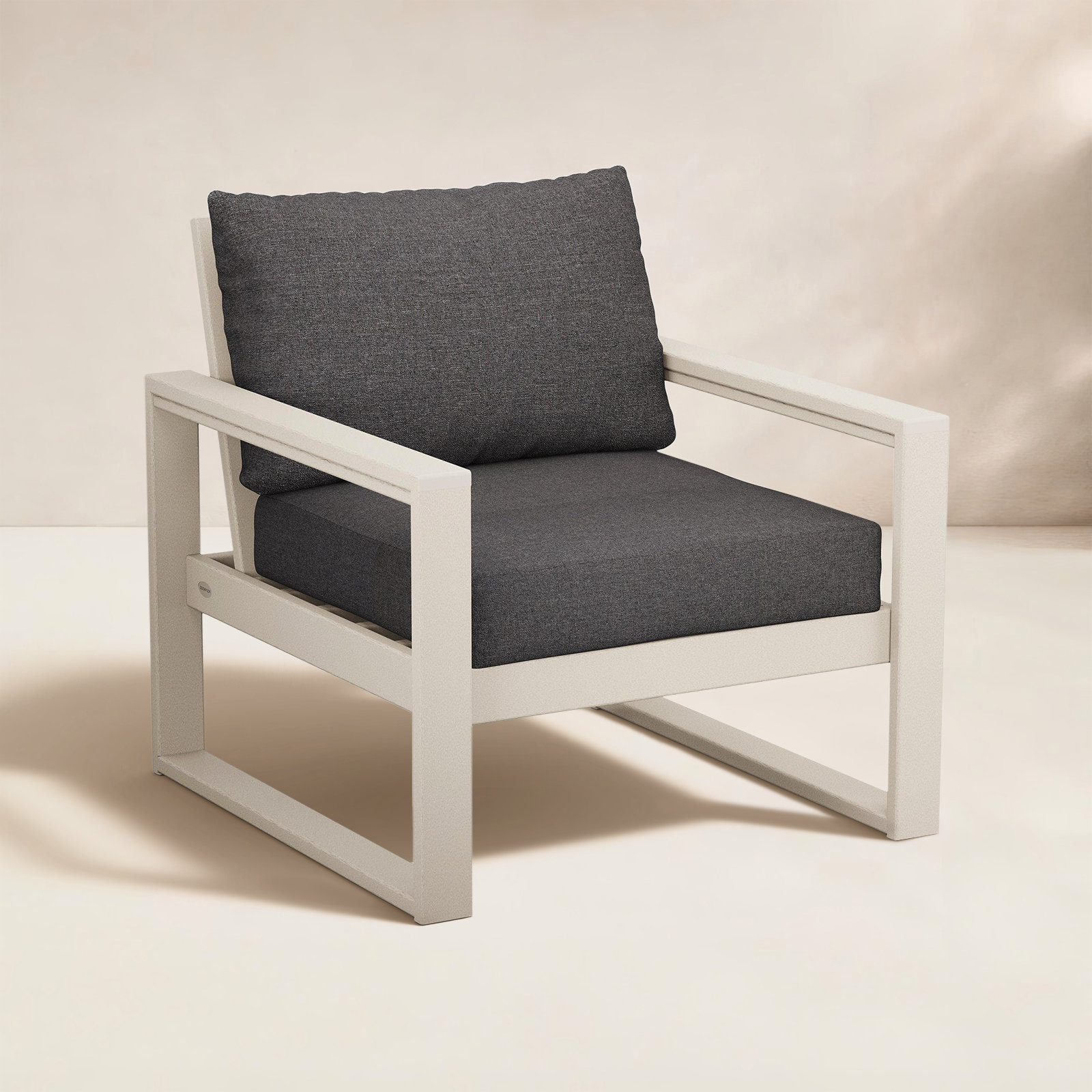 Edge Patio Lounge Chair, Ash Charcoal/Sand