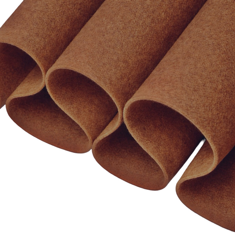 Feutre FabricLA | Largeur : 183 cm (72 po) ; épaisseur : 1,6 mm | Feutre souple et non rigide | 18 m (20 verges), Chameau