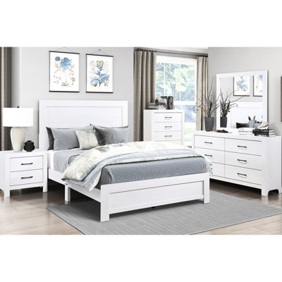Bedroom Queen Size Bed In White, Made Of Wood And Rails, Headboard, , Rails Composed Headboard