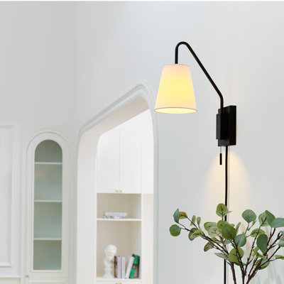 Plug-in Armed Sconce