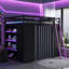 Lit mezzanine en bois pleine grandeur avec garde-robe, tablettes, rideaux occultants et lumières RVB, noir et mauve