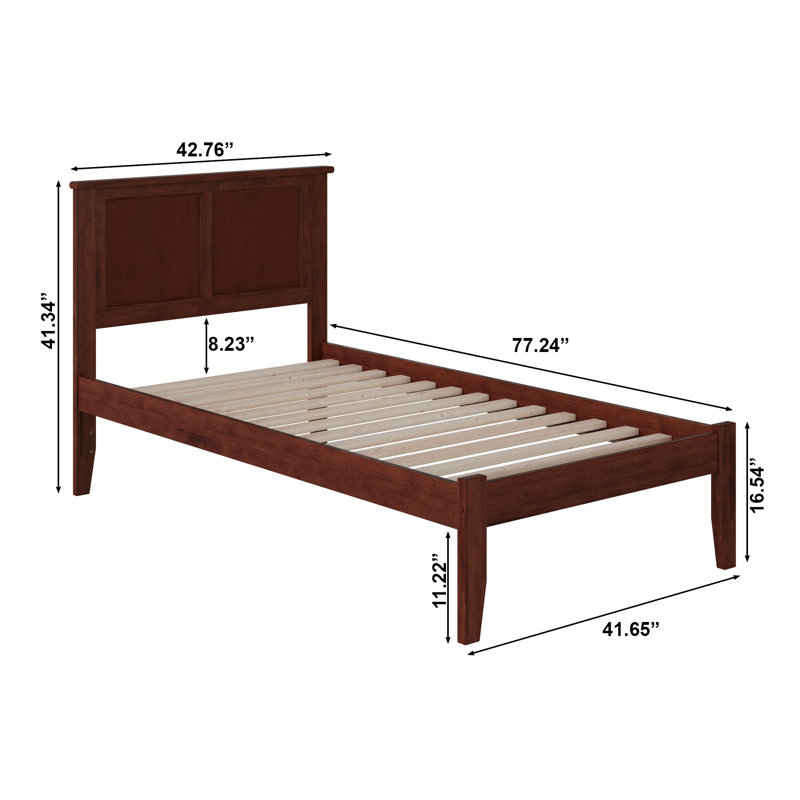 Lit plateforme en bois massif Clyda, Noyer, Simple