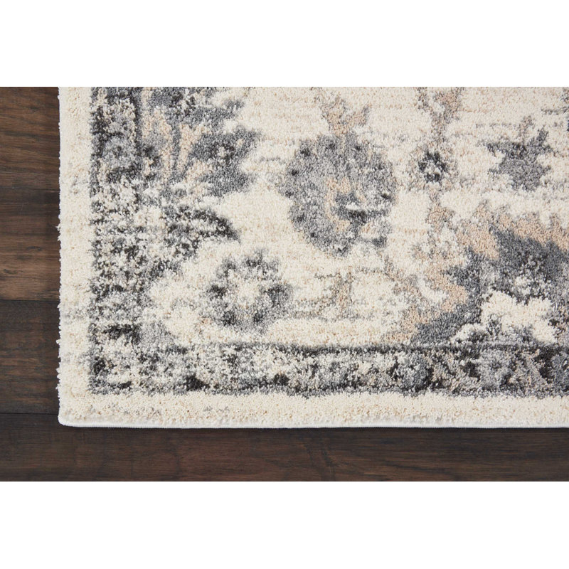 Tapis crème d'inspiration persane Lashanda, Rectangle 5 pi 3 po x 7 pi 3 po