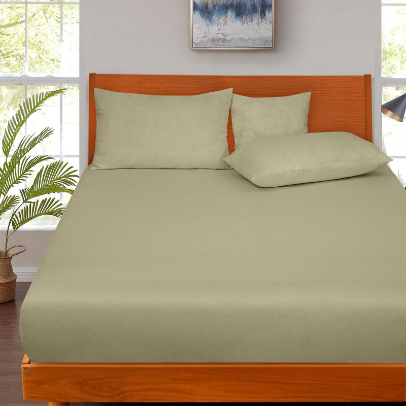 Royale Linens 300 Thread Count 100% Long Staple Combed Cotton Flat Sheet - Super Soft - Top Sheets - Flat Sheet Sold Separately - Breathable, Cool & Crisp Percale Sheets Only 