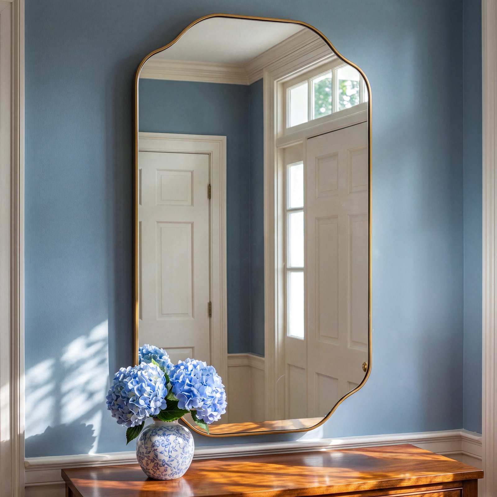 Eaton 21" Mirror, Gold